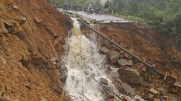 Đã tìm thấy 8 thi thể sau trận lũ quét kinh hoàng ở Sapa