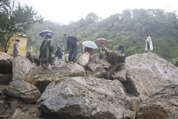 Đã tìm thấy 8 thi thể sau trận lũ quét kinh hoàng ở Sapa
