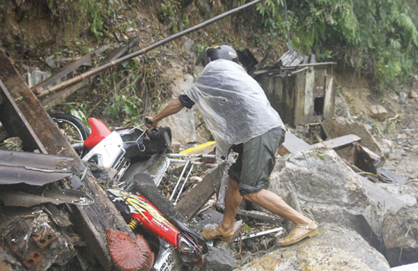 Đã tìm thấy 8 thi thể sau trận lũ quét kinh hoàng ở Sapa