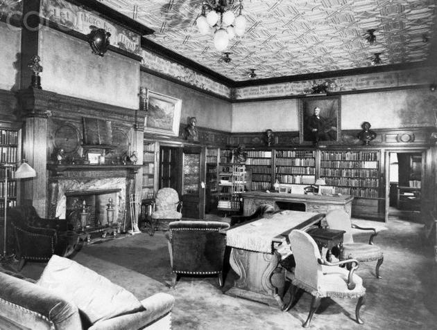 Khám phá phòng làm việc riêng của những bậc tài danh