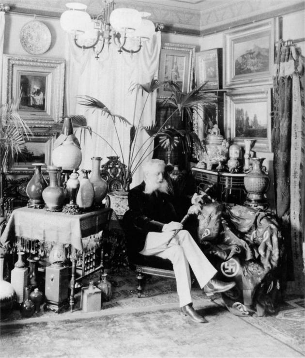 Khám phá phòng làm việc riêng của những bậc tài danh