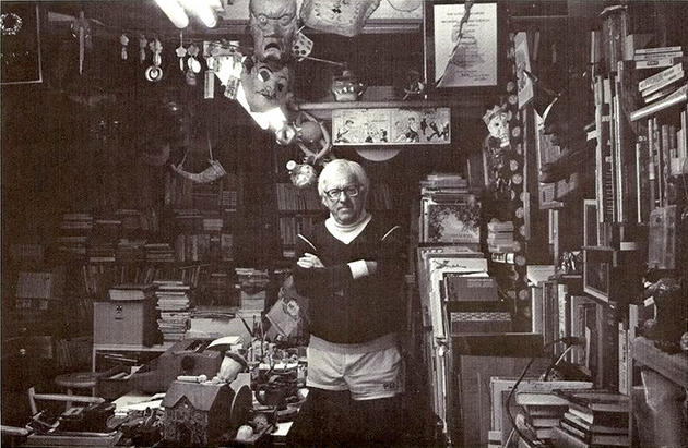 Khám phá phòng làm việc riêng của những bậc tài danh