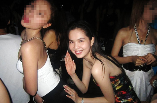 Lộ diện góc khuất nghề đào tạo “chân dài”