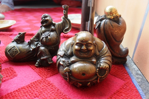 Chiêm bái tượng Phật tại 