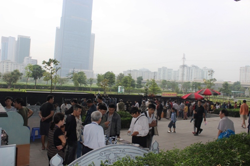 Chiêm bái tượng Phật tại 