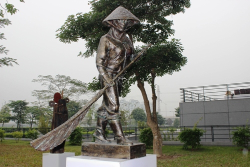 Mang hơi thở cuộc sống vào điêu khắc