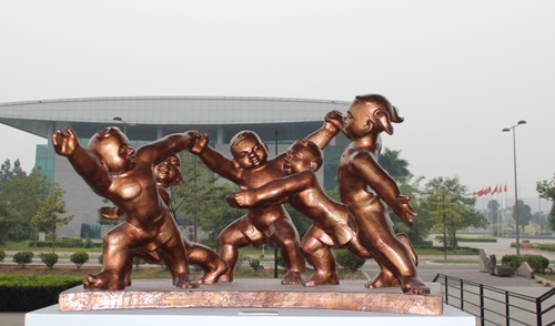 Mang hơi thở cuộc sống vào điêu khắc