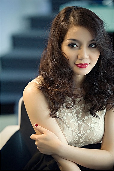 Ca sĩ Ngọc Anh: “Cống hiến đi rồi hãy hưởng thụ”